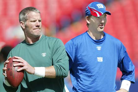 12 Favre and Manning 7F3D5350